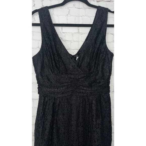 Trina Turk Los Angeles Black Lace Dress Sleeveless V-Neck Cocktail Party Size 8 - Picture 6 of 7